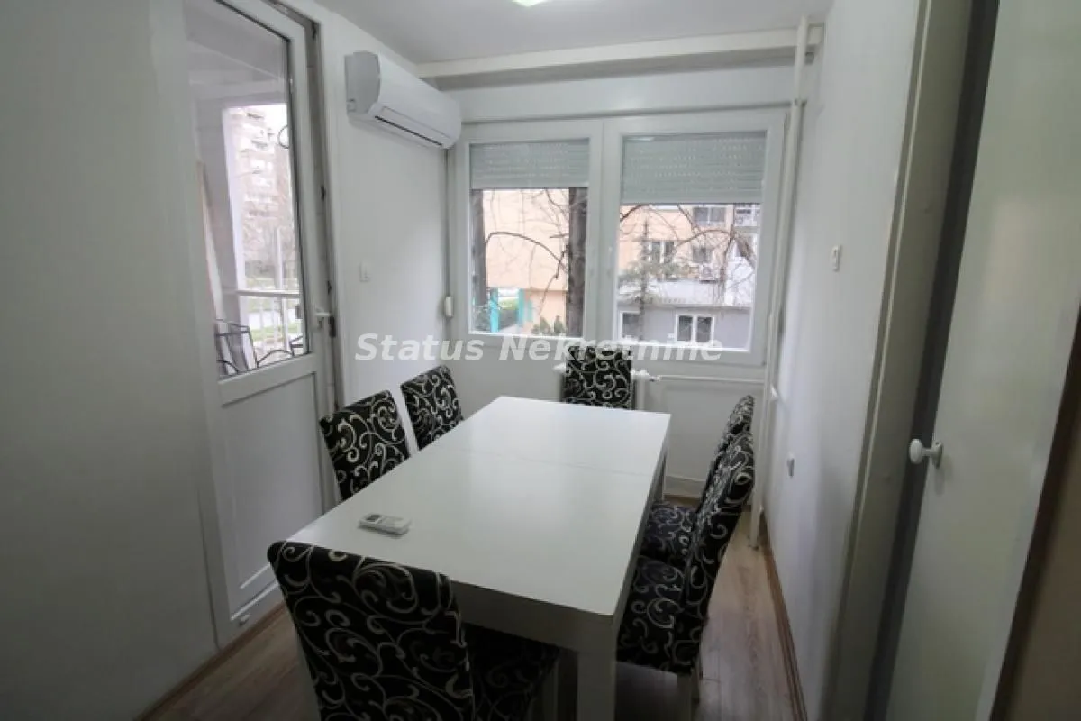 Izdavanje, dvosoban stan, 52m², Liman 3, Novi Sad Sve Podlokacije