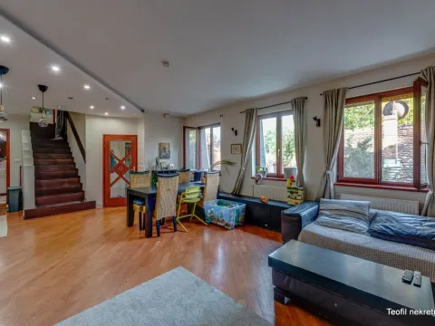 Sale, apartment, 138m², Zemun Centar, Zemun Sve Podlokacije - image 2