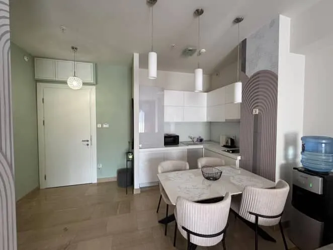Izdavanje, jednosoban stan, 54m², Tre Canne, Budva