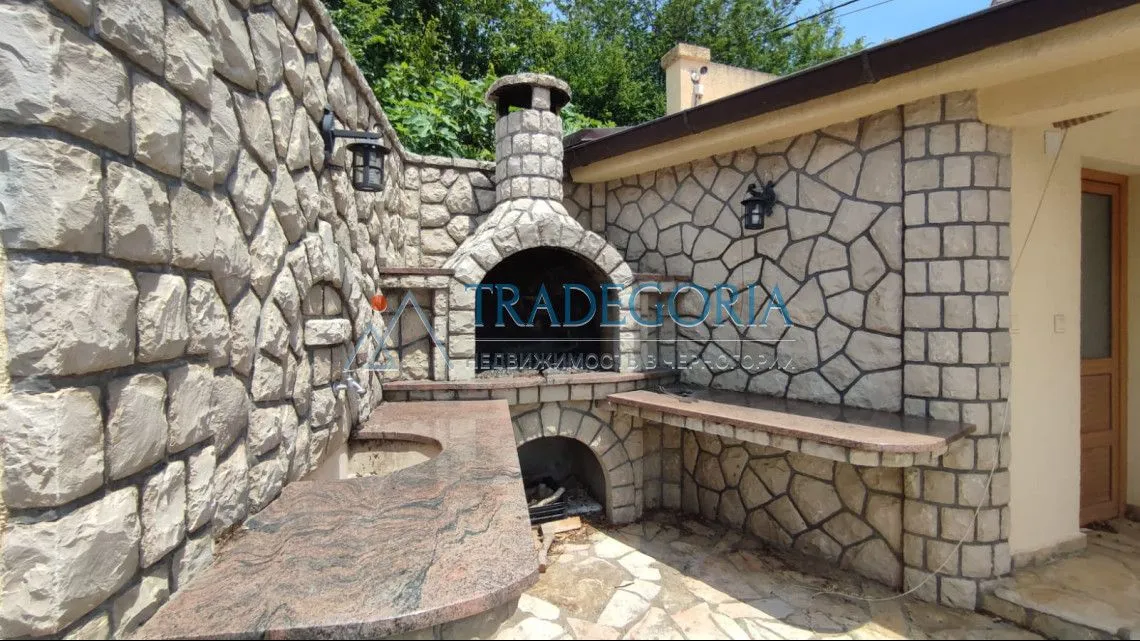 Prodaja, kuća, 400m², Bar, Crna Gora