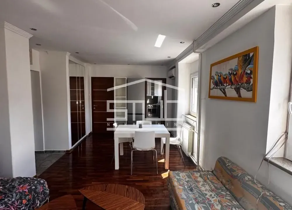 Prodaja, dvosoban stan, 37m², Stari Grad, Beograd