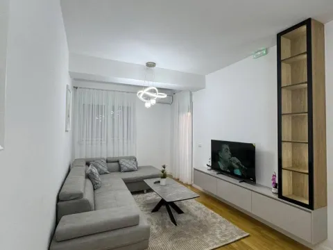 Rent, one bedroom apartment, 47m², Centar, Bar - image 5