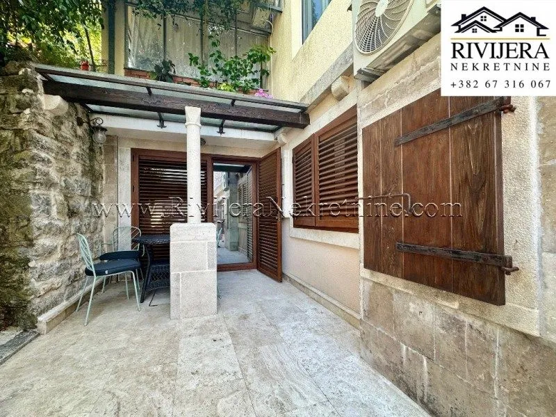 Prodaja, jednosoban stan, 57m², Donja Lastva, Tivat