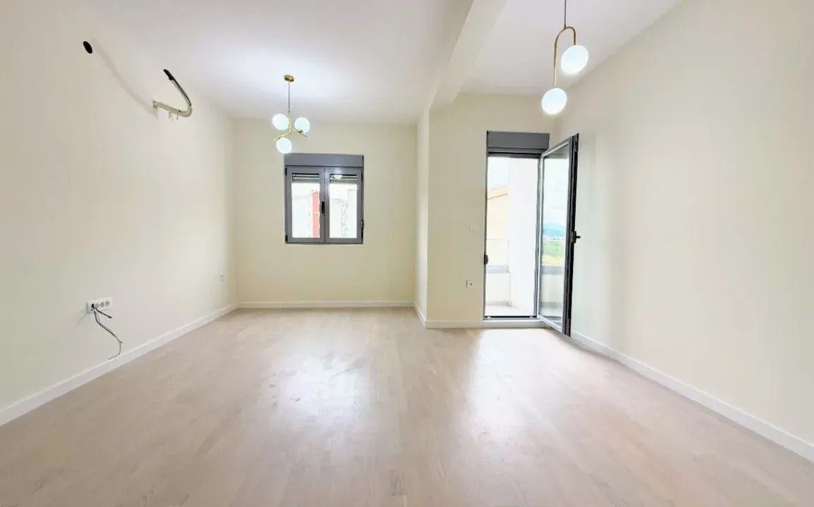 Prodaja, jednosoban stan, 42m², Ljubović, Podgorica
