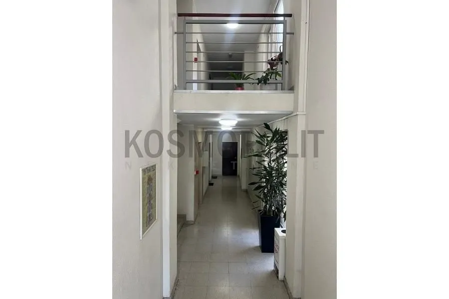 Sale, three bedroom apartment, 74m², Vračar Hram, Vračar Sve Podlokacije