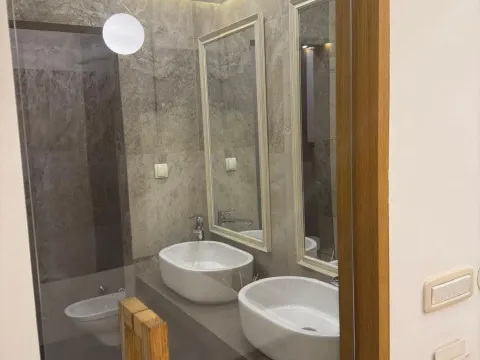 Rent, two bedroom apartment, 108m², Budva, Crna Gora - image 14