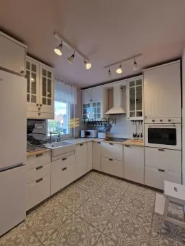 Izdavanje, trosoban stan, 70m², Telep, Novi Sad Sve Podlokacije - image 13