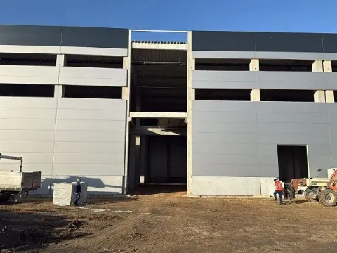 Izdavanje, poslovni prostor, 10000m², Zemun Sve Podlokacije, Beograd - image 3