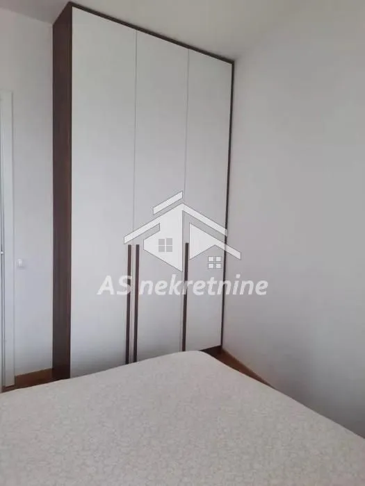 Rent, two bedroom apartment, 44m², Stari Grad, Beograd