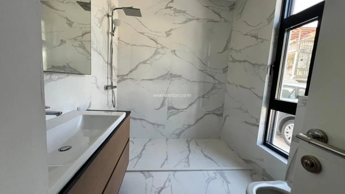 Prodaja, kuća, 200m², Tivat, Crna Gora