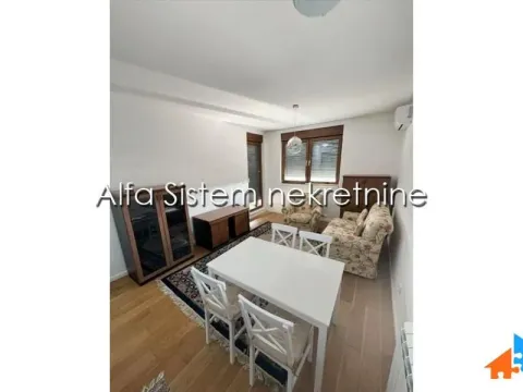 Rent, apartment, 45m², Južni Bulevar, Vračar Sve Podlokacije - image 2