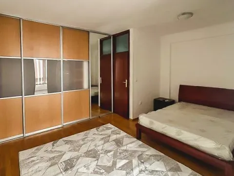 Izdavanje, trosoban stan, 120m², Ljubović, Podgorica - image 5
