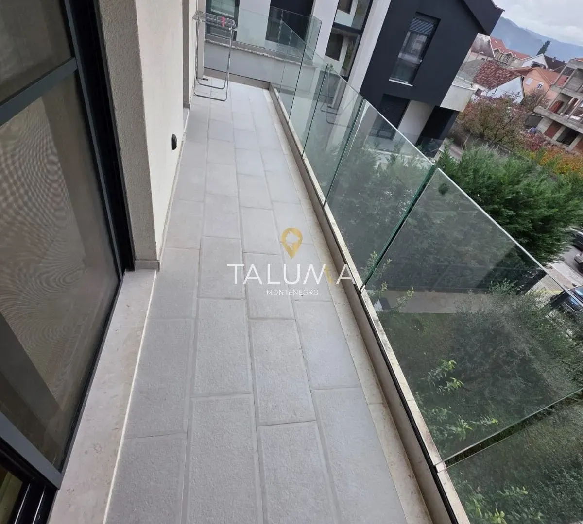 Izdavanje, dvosoban stan, 110m², Dalmatinska ulica, Podgorica