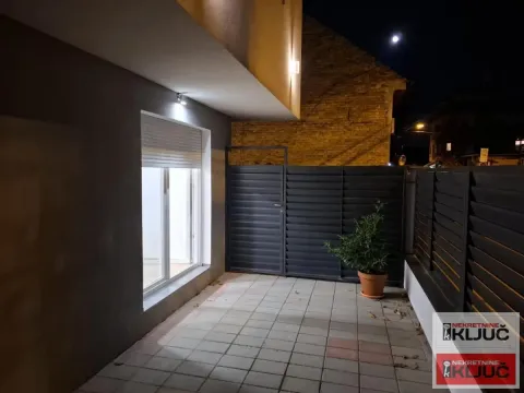 Sale, one bedroom apartment, 23m², Telep, Novi Sad Sve Podlokacije - image 12