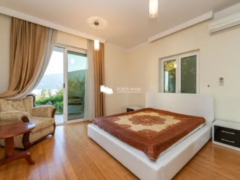 Prodaja, trosoban stan, 125m², Đenovići, Herceg Novi - image 8