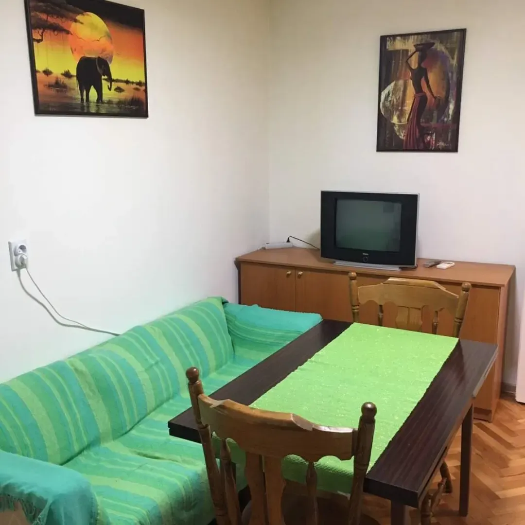 Rent, two bedroom apartment, 44m², Karaburma, Palilula Sve Podlokacije