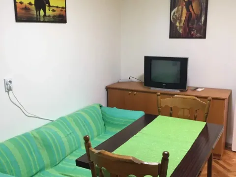 Rent, two bedroom apartment, 44m², Karaburma, Palilula Sve Podlokacije - image 8