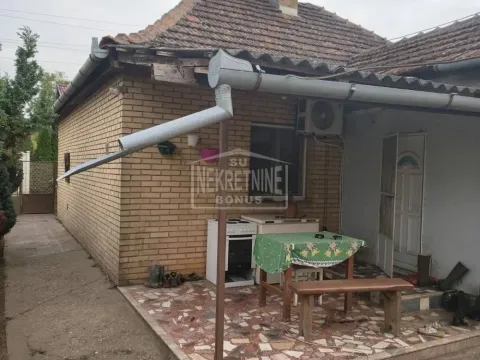 Sale, house, 80m², Mali Bajmok, Subotica - image 2