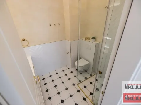 Rent, four bedroom apartment, 120m², Tatarsko brdo, Petrovaradin - image 9