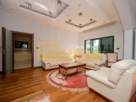 Izdavanje, kuća, 380m², Mareza, Podgorica - image 14