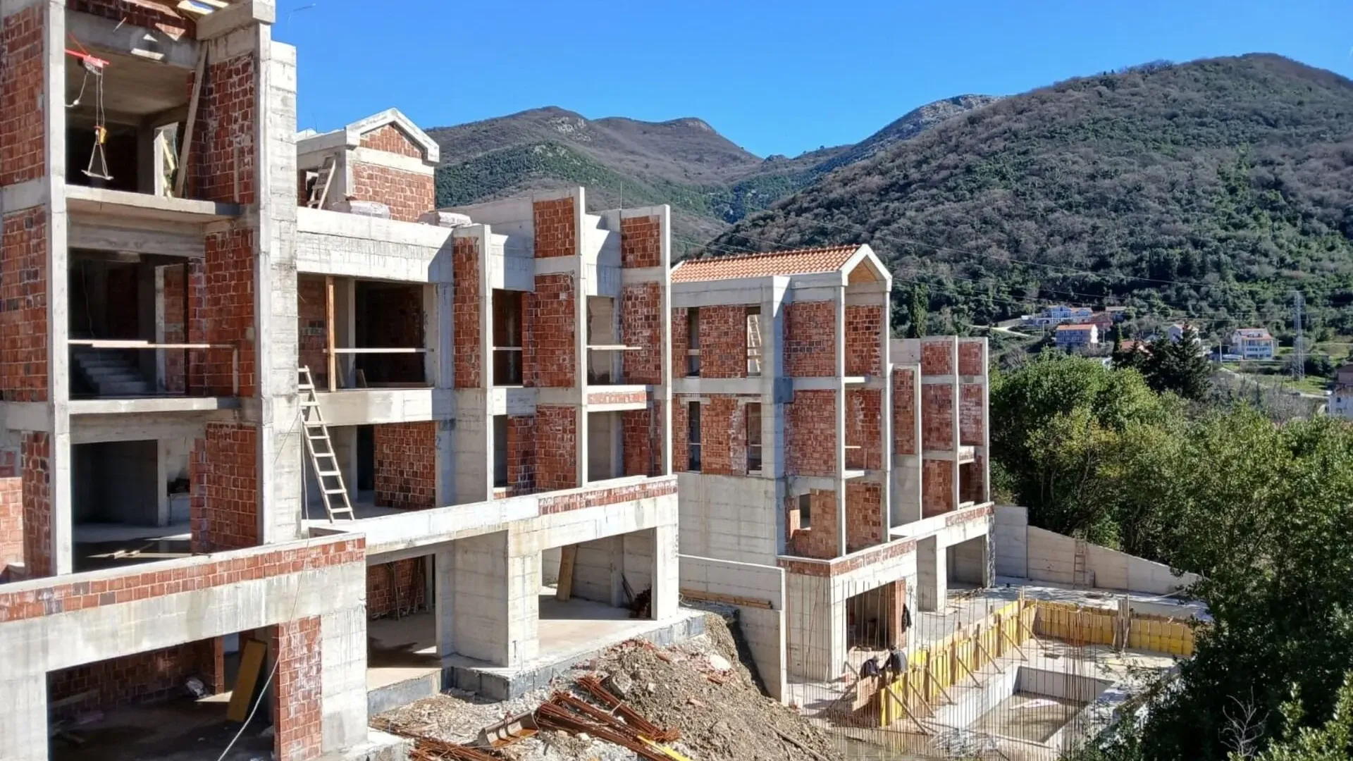 Prodaja, dvosoban stan, 164m², Donja Lastva, Tivat