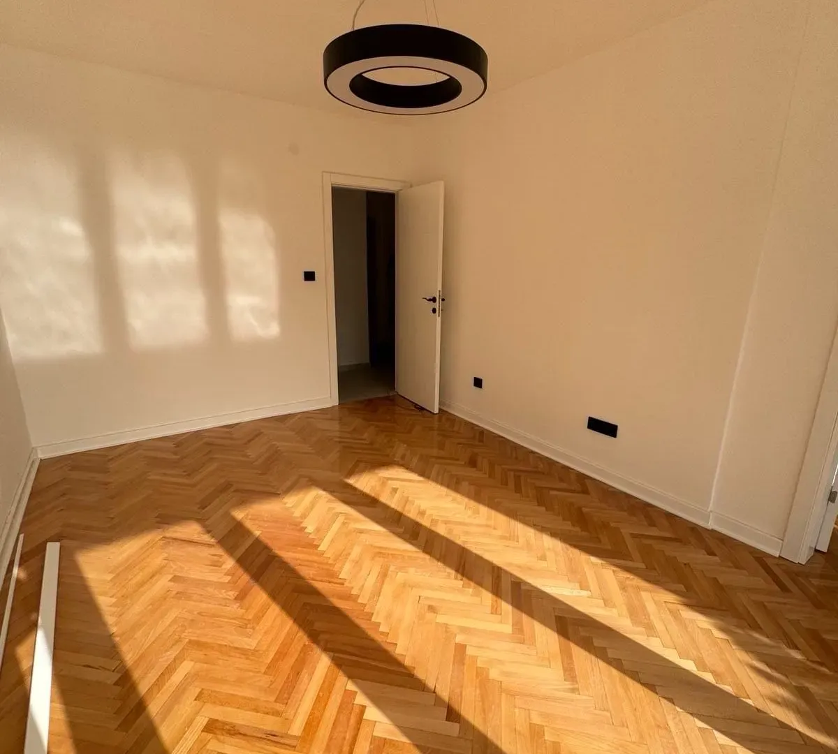 Izdavanje, dvosoban stan, 66m², Zabjelo, Podgorica