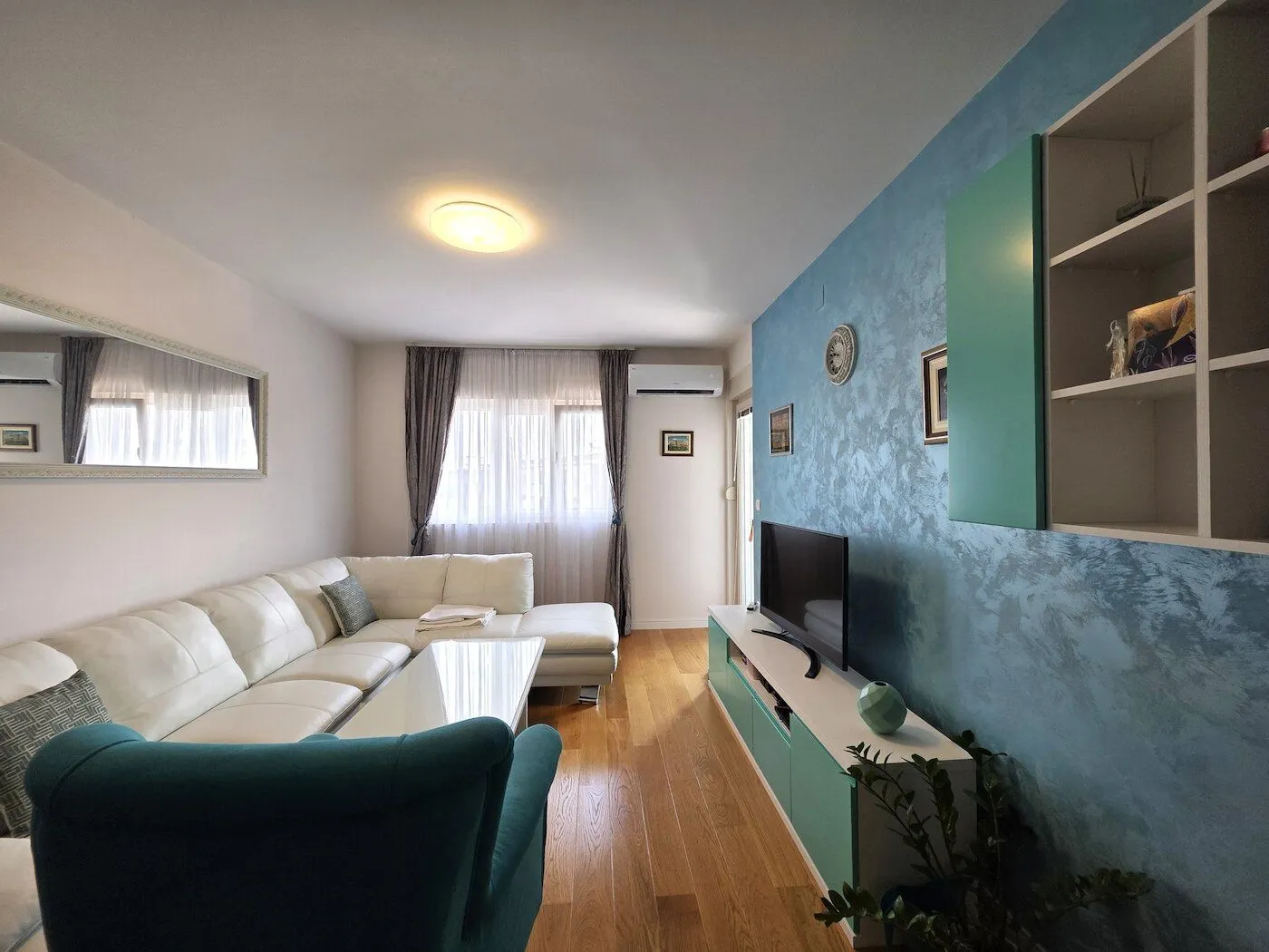 Rent, apartment, 49m², Central Point, Podgorica
