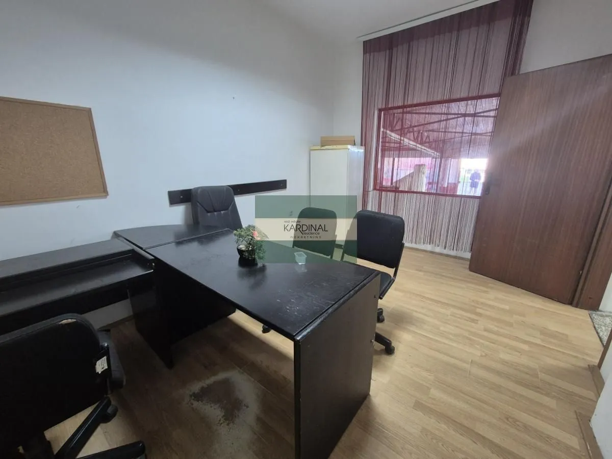 Sale, office space, 327m², Budžino brdo, Jagodina