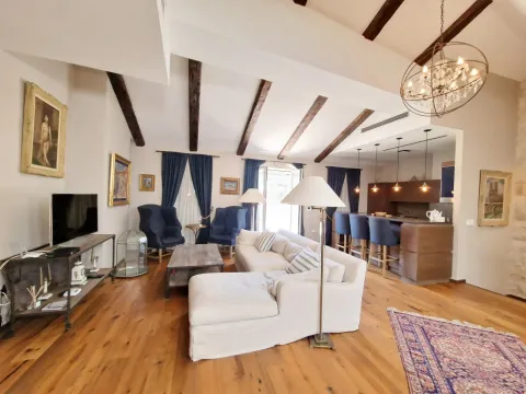 Sale, three bedroom apartment, 192m², Stari Grad, Budva - image 18