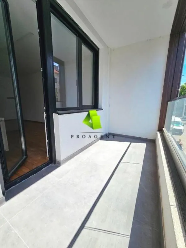 Prodaja, trosoban stan, 84m², Medijana, Niš