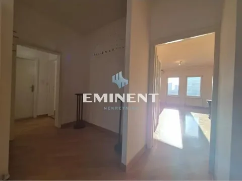Rent, three bedroom apartment, 110m², Kalenić Pijaca, Vračar Sve Podlokacije - image 13