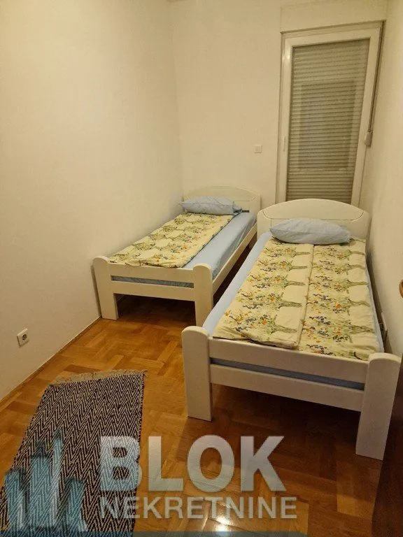 Izdavanje, dvosoban stan, 66m², Tuški Put, Podgorica