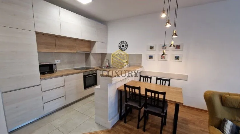 Izdavanje, jednosoban stan, 51m², City Kvart, Podgorica