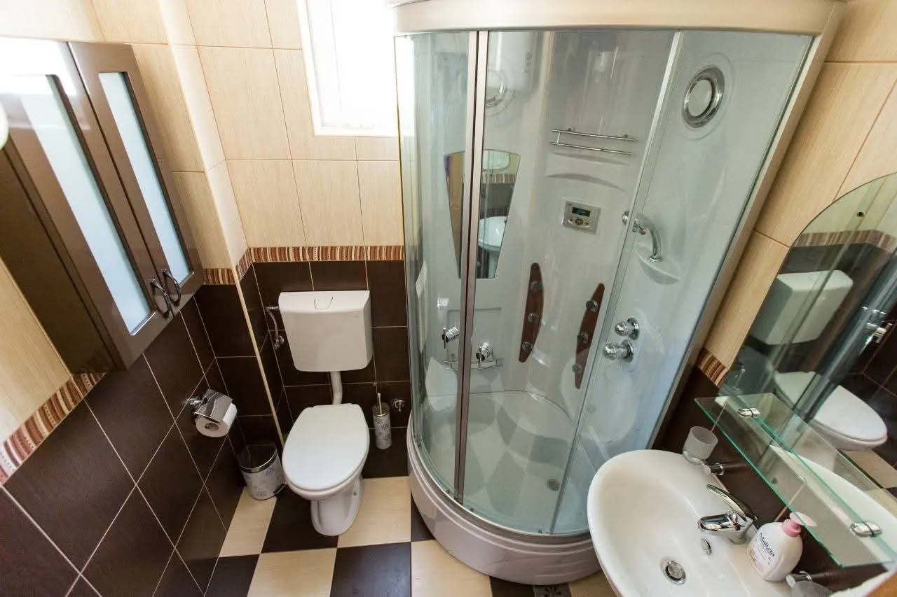 Sale, three bedroom apartment, 90m², Petrovac, Budva