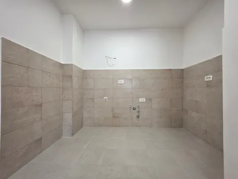 Rent, apartment, 57m², Stari Aerodrom, Podgorica - image 3