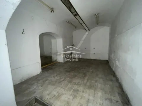 Prodaja, poslovni prostor, 17m², Stari Grad, Beograd - image 6