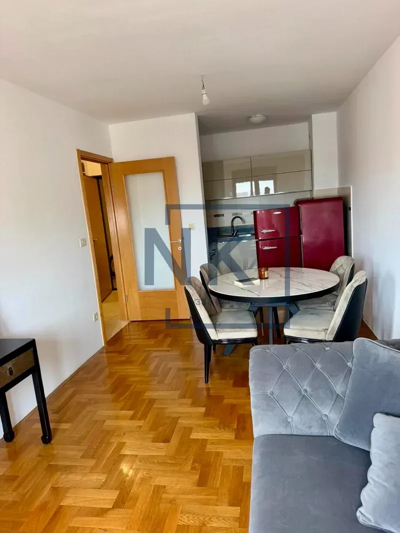 Prodaja, jednosoban stan, 39m², Stari Aerodrom, Podgorica