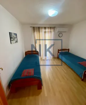 Izdavanje, dvosoban stan, 90m², Tološi, Podgorica - image 7