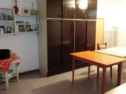 Sale, house, 250m², Beograd, Srbija - image 4