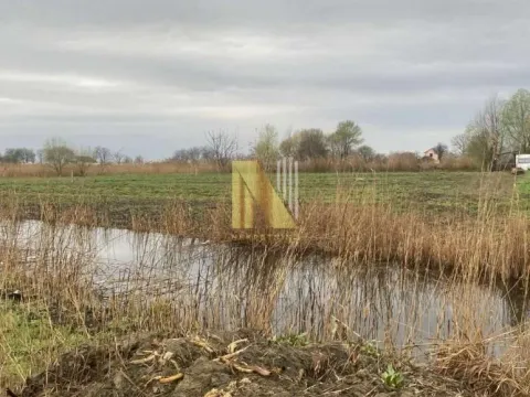 Sale, land lot, 2100m², Čurug, Žabalj - image 4