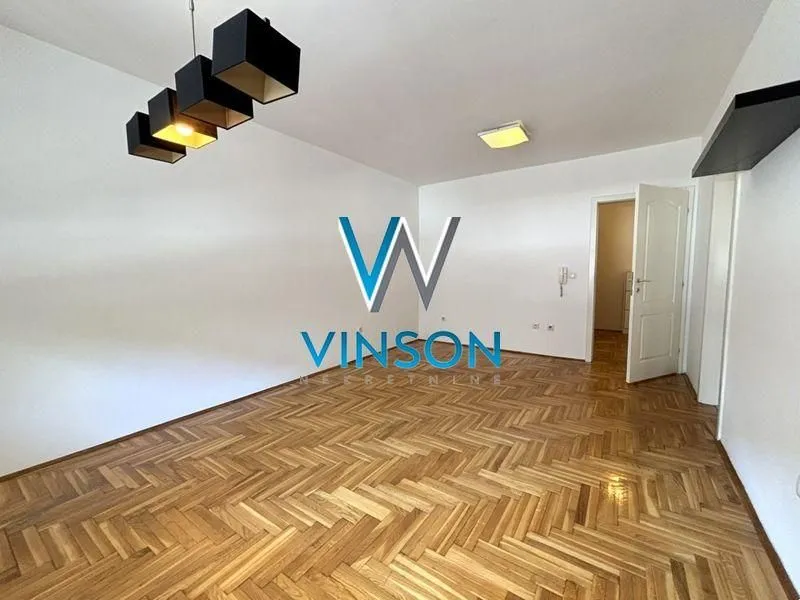 Rent, office space, 55m², Železnička Stanica, Novi Sad Sve Podlokacije