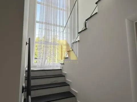 Izdavanje, kuća, 150m², Veternik, Novi Sad Sve Podlokacije - image 6