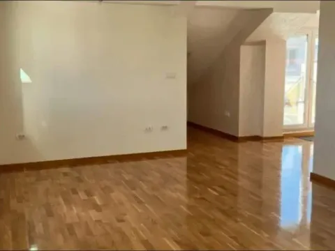 Prodaja, trosoban stan, 111m², Podgorica, Crna Gora - image 8