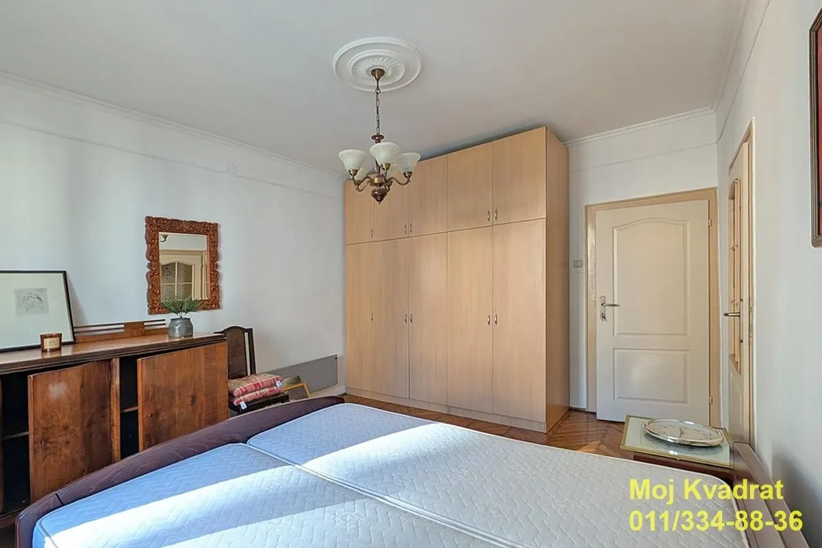 Izdavanje, trosoban stan, 65m², Zeleni Venac, Beograd