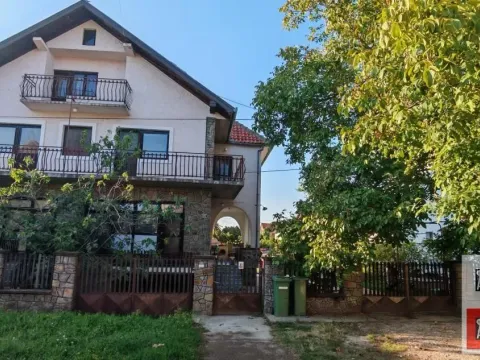 House for Sale, 163m2, Futog, Novi Sad, Novi Sad House for Sale, 163m2, Futog, Novi Sad, Novi Sad