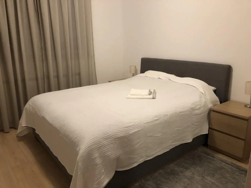 Rent, three bedroom apartment, 68m², Crveni Krst, Beograd