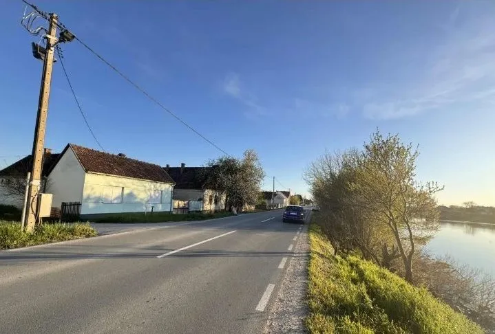Prodaja, dvosoban stan, 40m², Adaševci, Šid