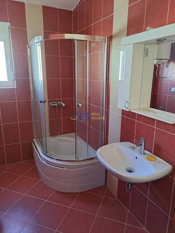 Sale, house, 300m², Bar, Crna Gora