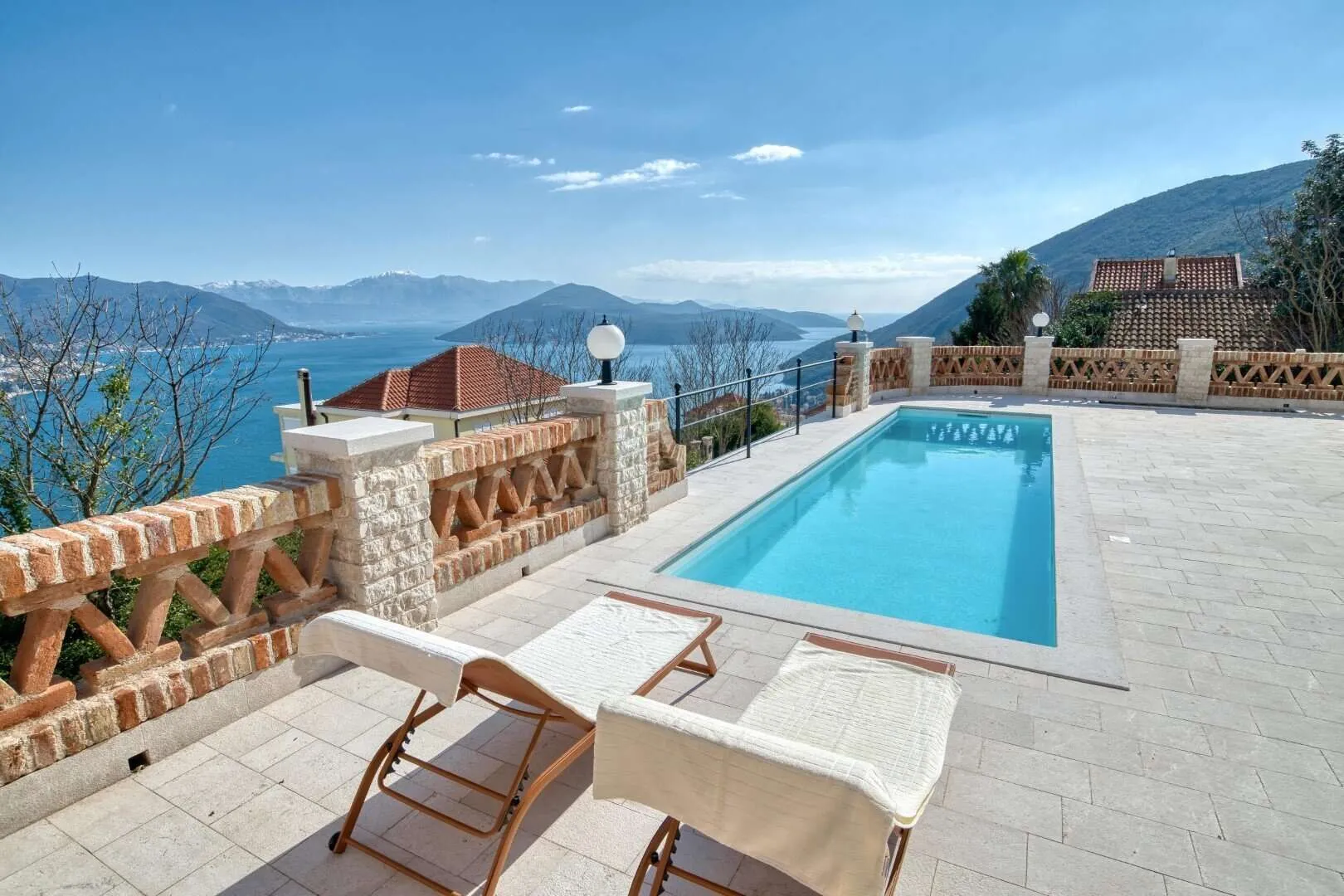 Prodaja, kuća, 168m², Žvinje, Herceg Novi