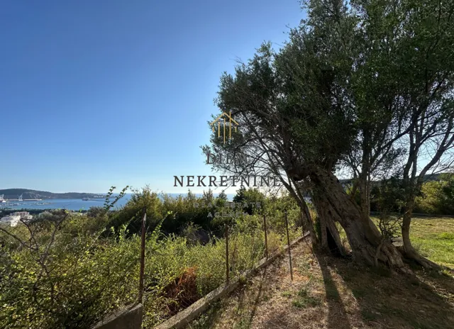 Sale, house, 270m², Šušanj, Bar